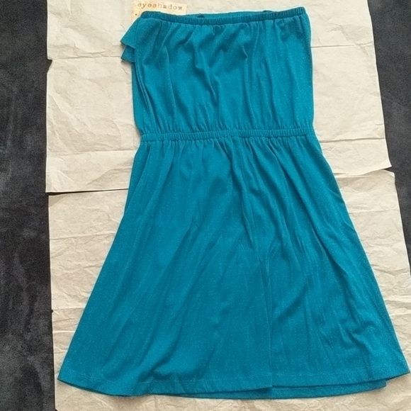 Ocean Blue Ruffled Strapless Dress - Picture 8 of 8